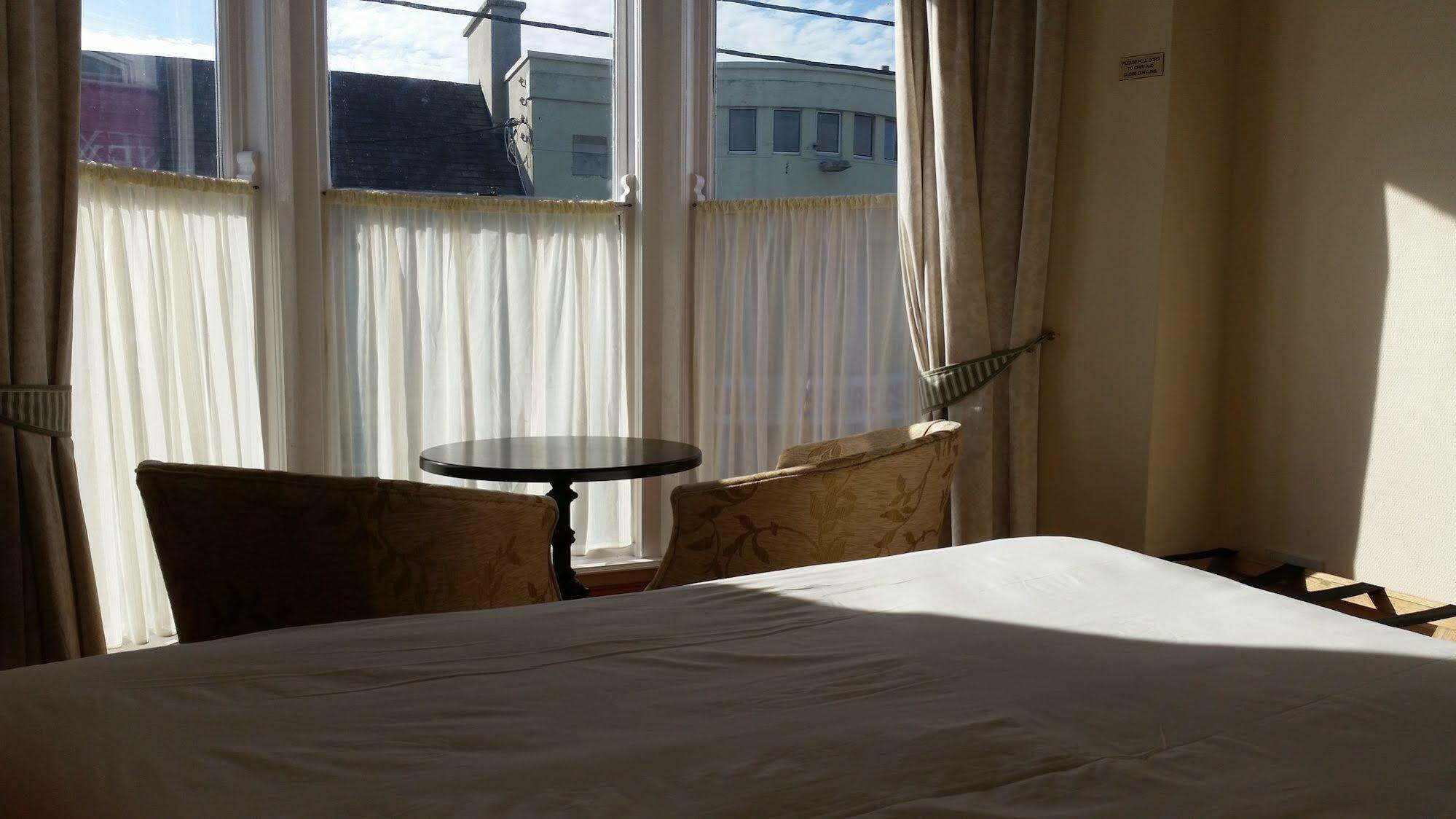 Hotel Myles Creek Kilkee Exteriér fotografie